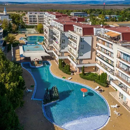 Apartamento Grand Kamelia